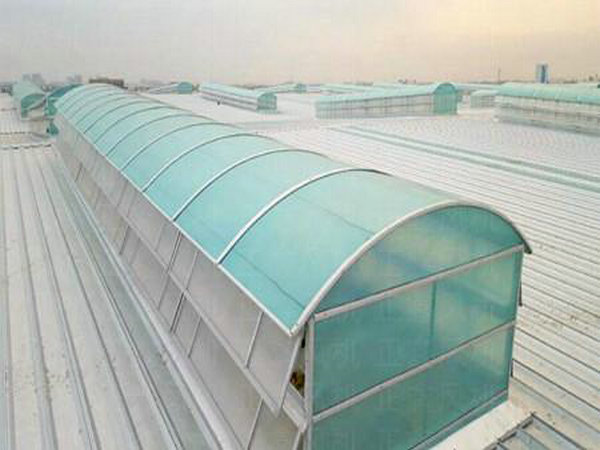 盧班講解常見(jiàn)的圓拱型電動(dòng)采光排煙天窗的分類(lèi)